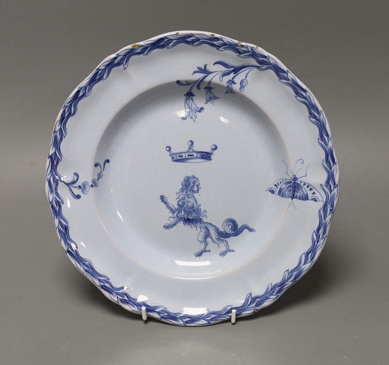 An Emile Gallé faience armorial plate, late 19th century, 26cm